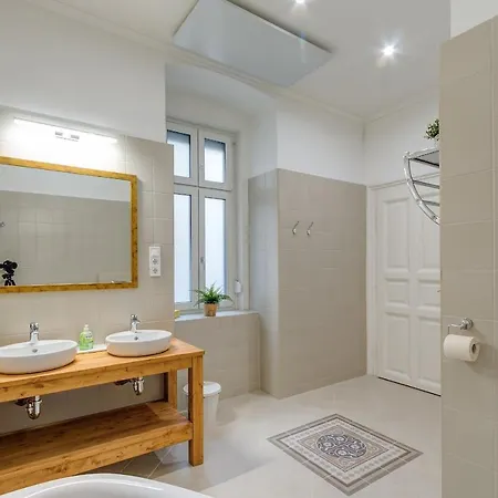 Central Violin Apartman Apartment *